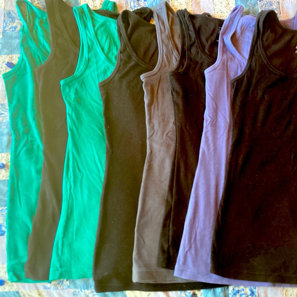 Felina tanks S lot of 12